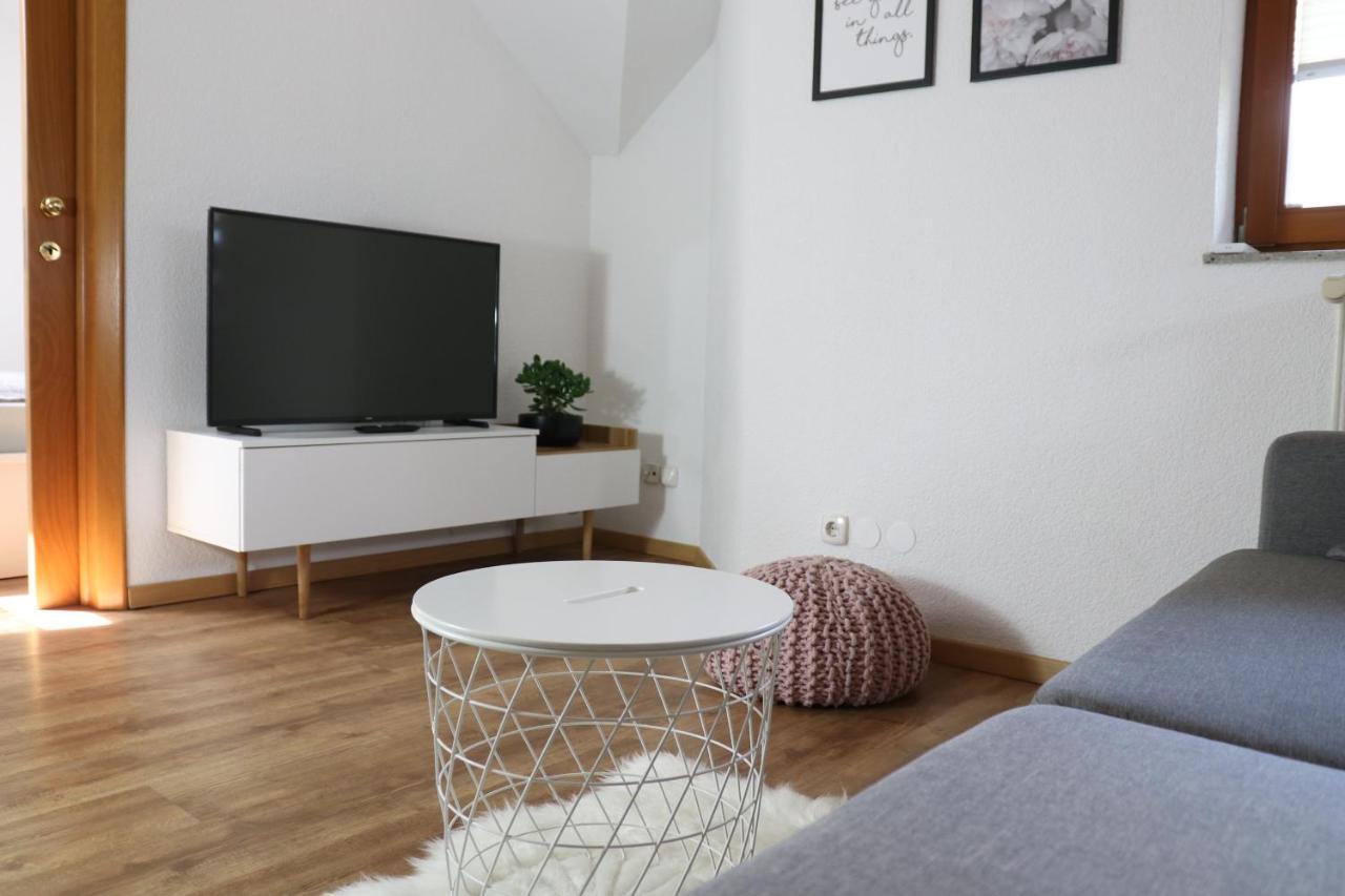 Lusht'N Apartma Apartment Zirovnica ภายนอก รูปภาพ